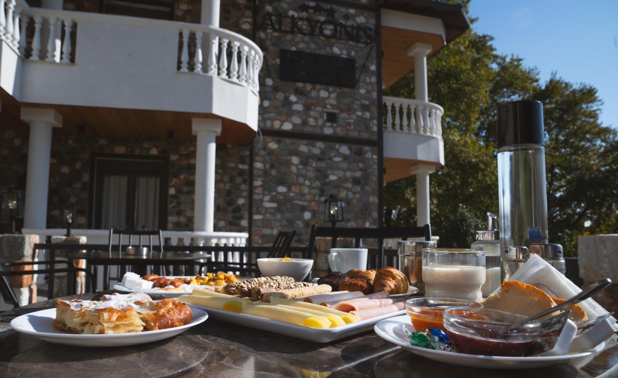 Alkyonis Hotel & Spa Loutraki  Bagian luar foto